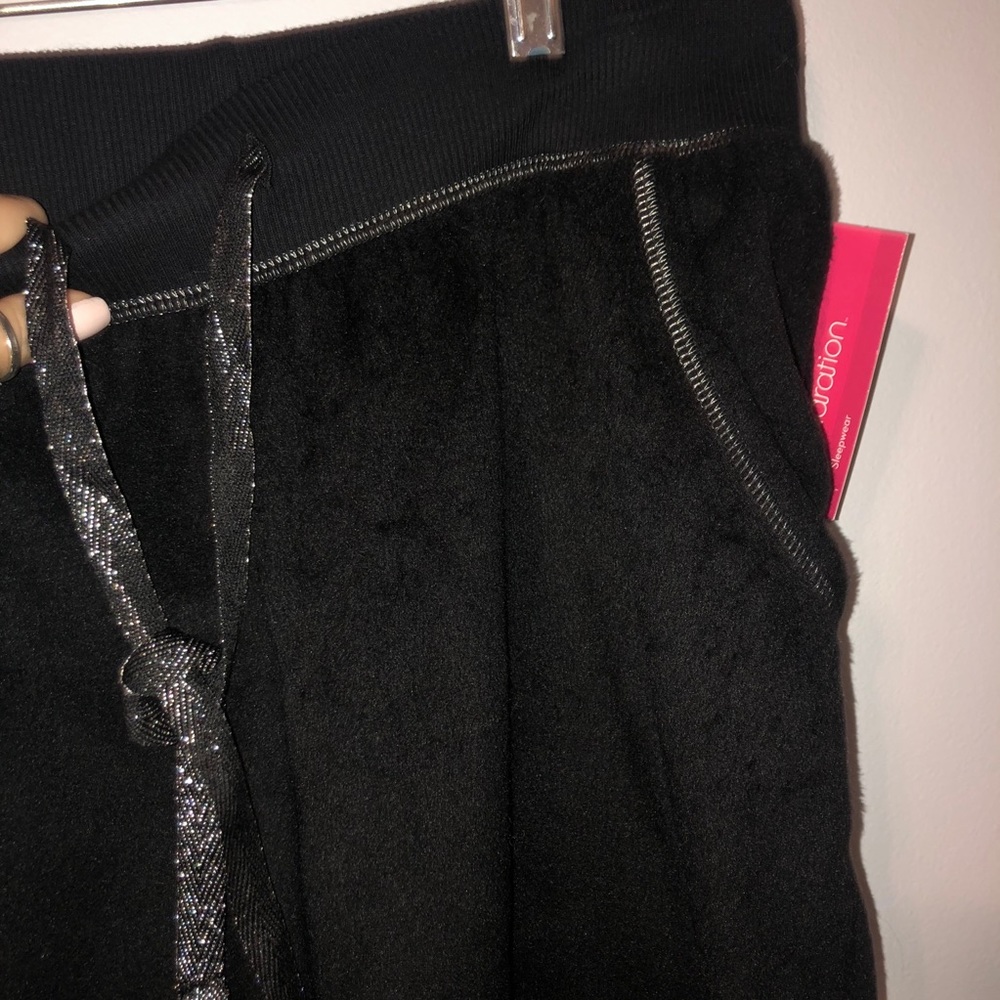 NWT black fleece pajama/ lounge pants size small - Picture 2 of 4
